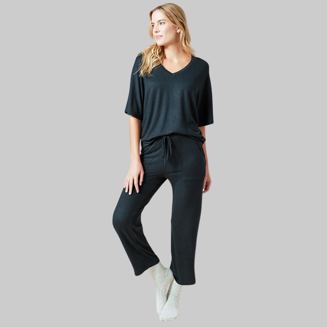 Dream Relaxed V-neck with Capri Lounge Set- Black