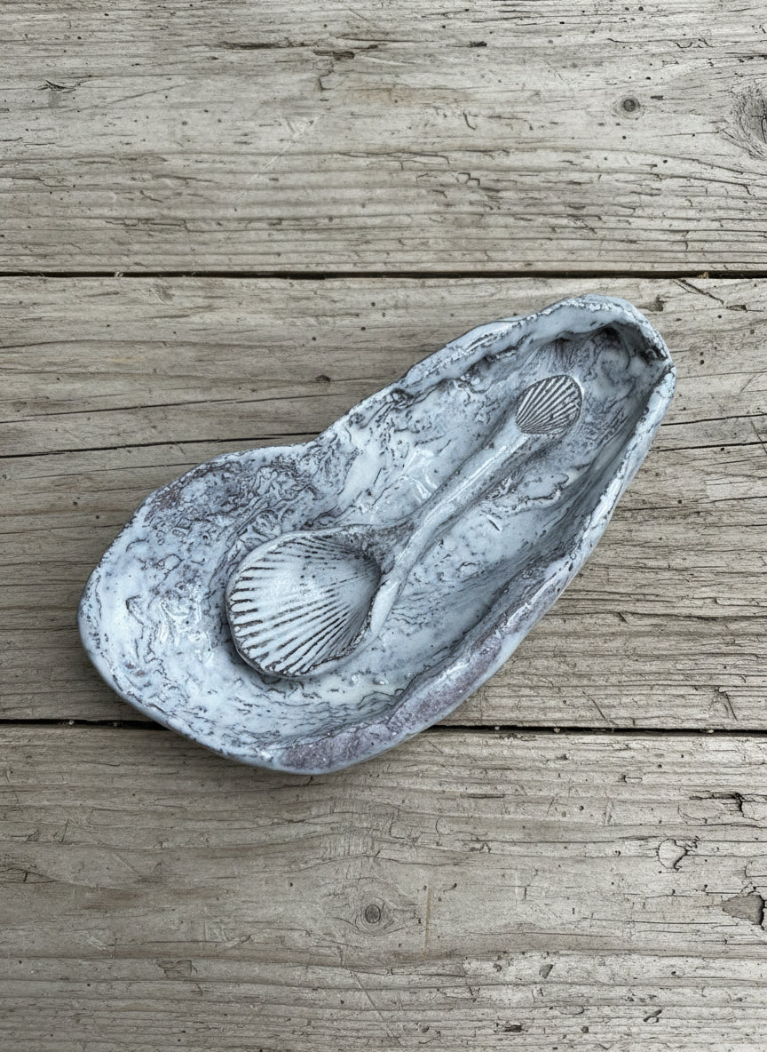 Oyster Shell with Spoon