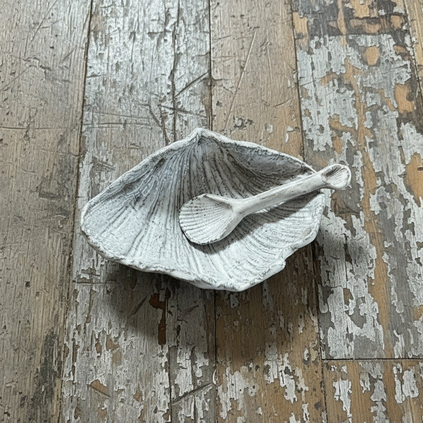 Original Shell with Spoon