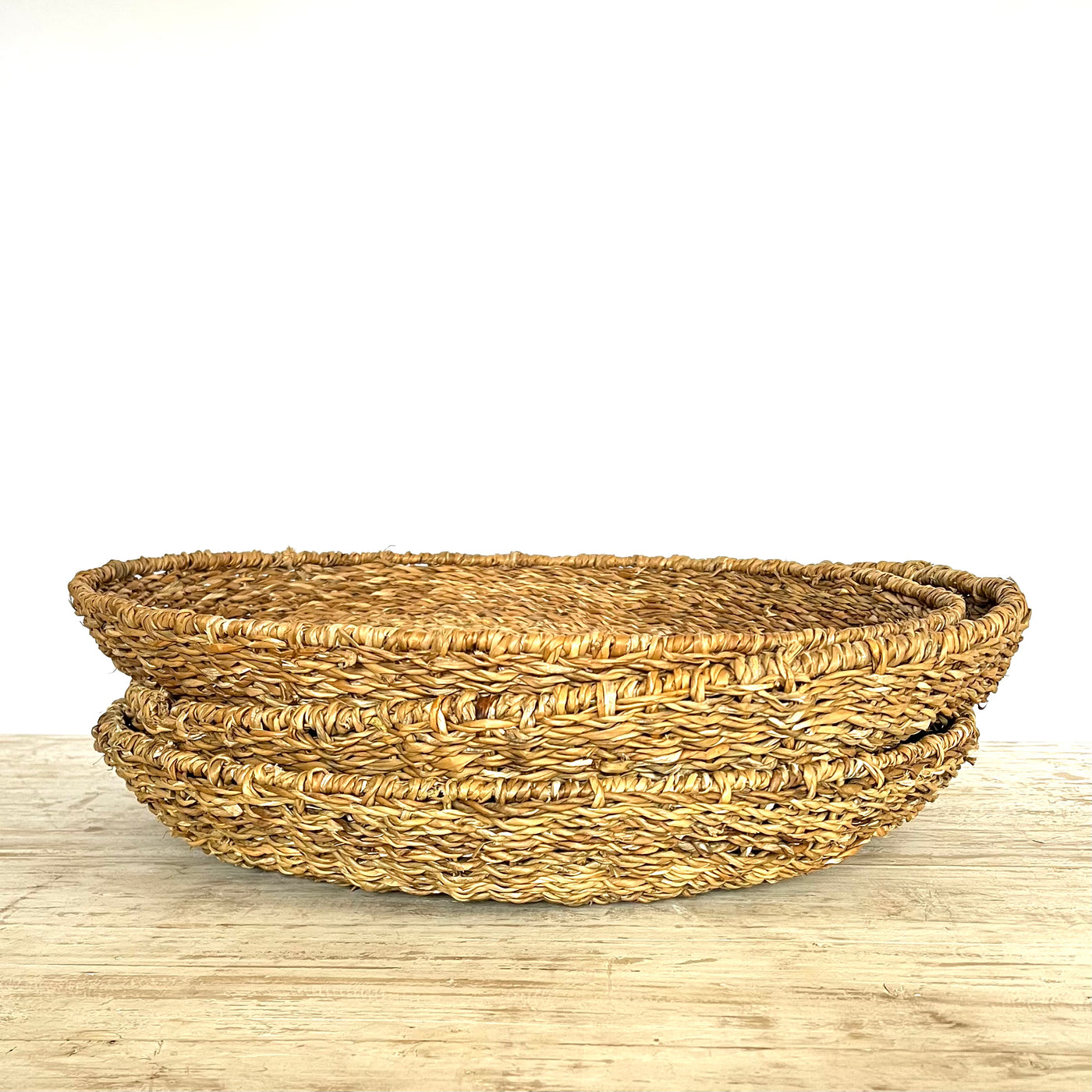 seagrass basket tray